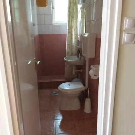 Woodside Panzio B&B *
