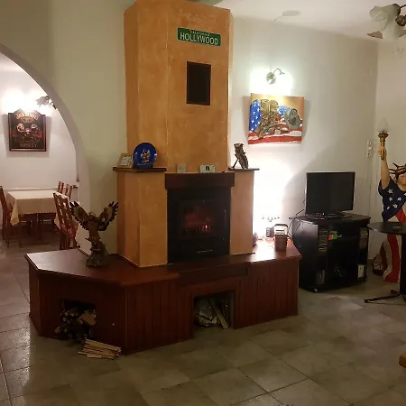 Woodside Panzio B&B *