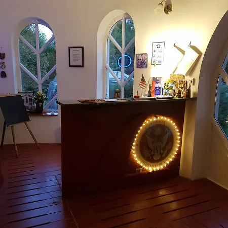 Woodside Panzio B&B *
