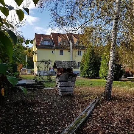 Woodside Panzio B&B