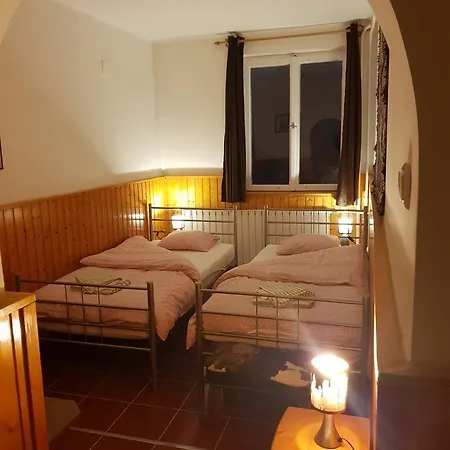 Woodside Panzio B&B